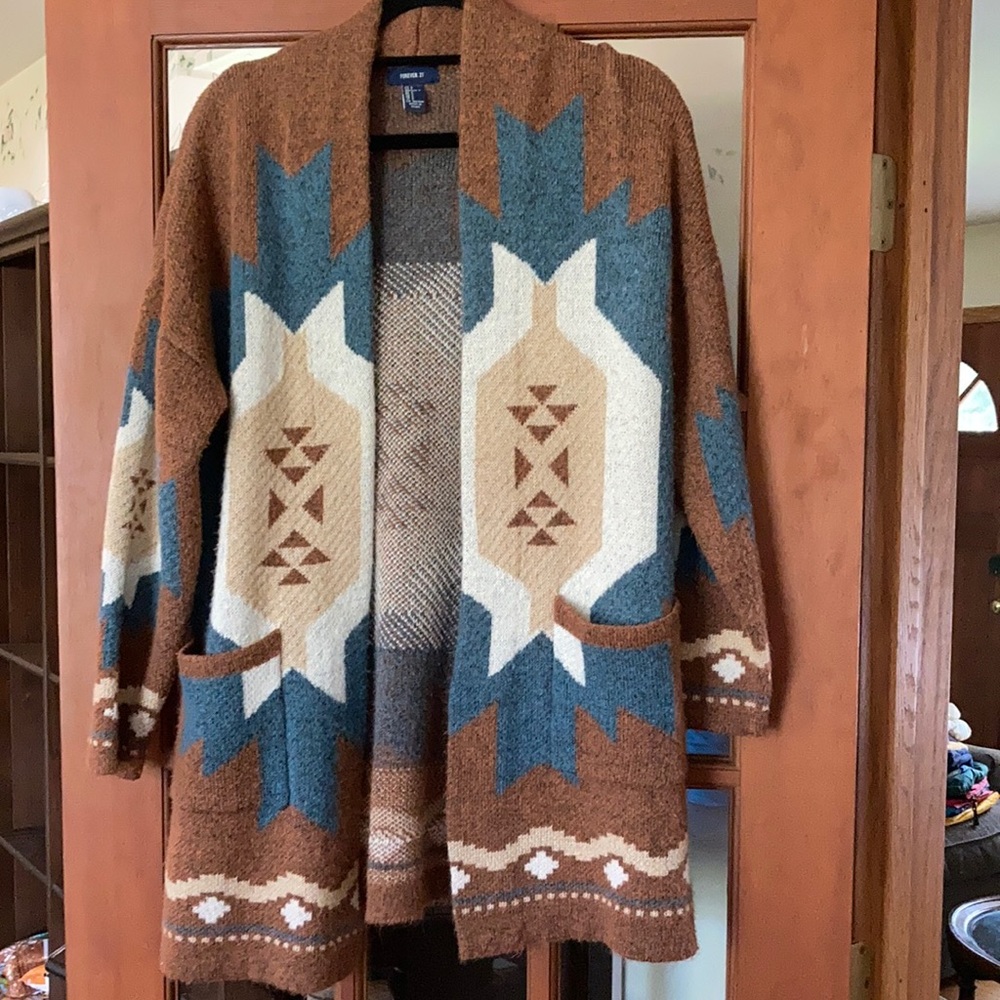 Comfy Southwest cardigan. Forever 21.